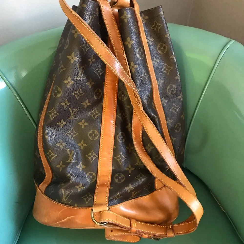 Louis Vuitton classic louis